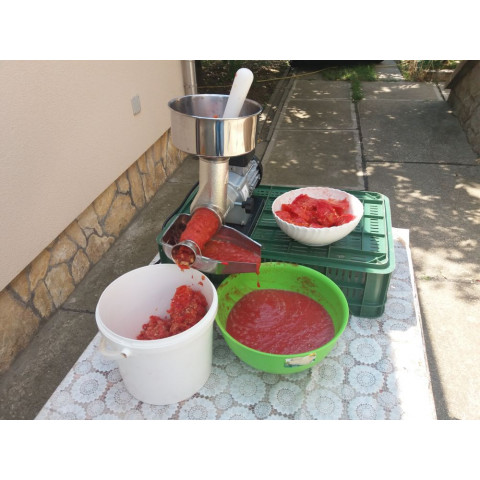TRE SPADE SpremiTo stroj za pasiranje paradižnika INOX